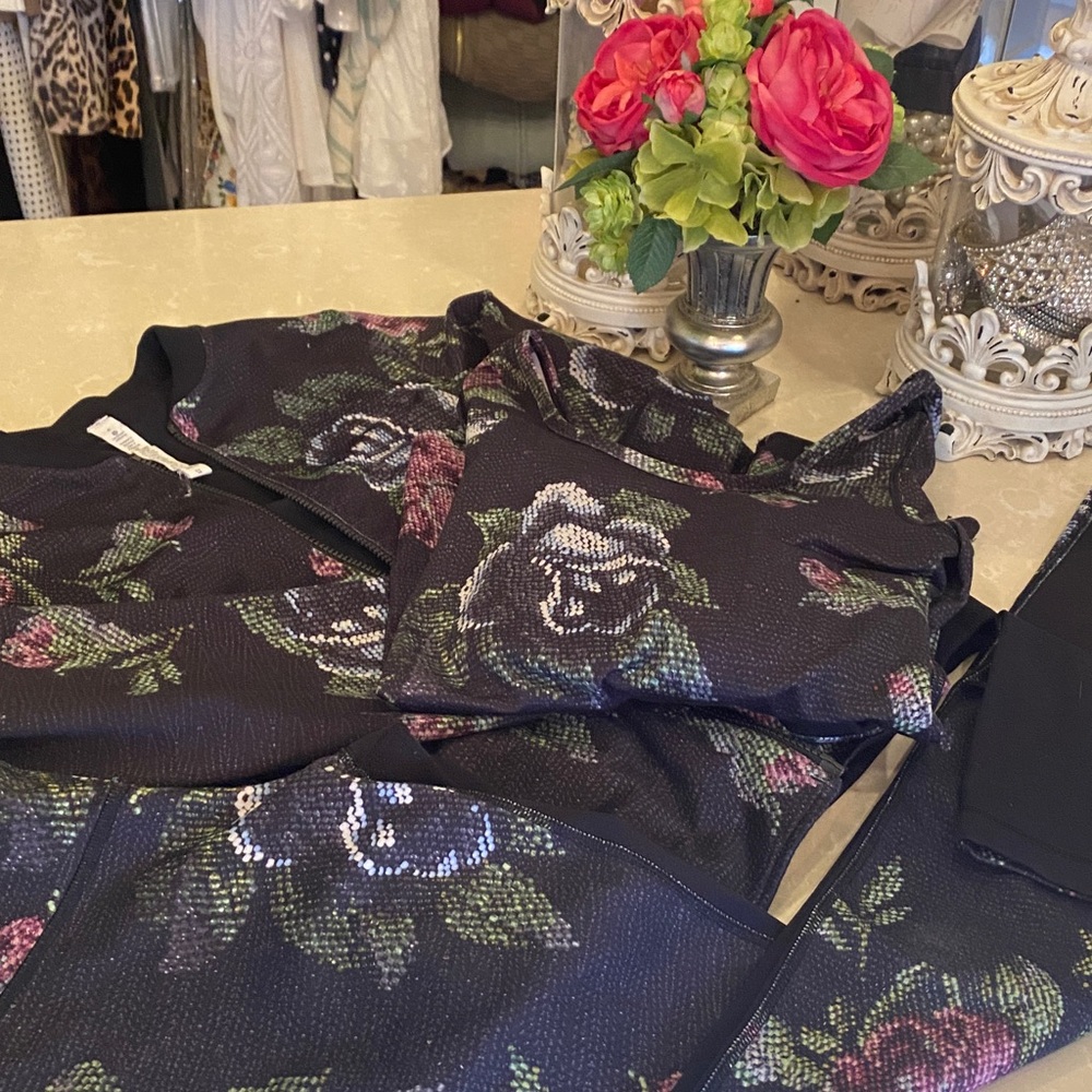 Chic lululemon workout set